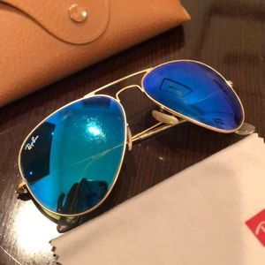 AUTHENTIC Ray Bans Aviator Flash Lens Sunglasses